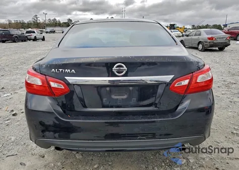 2016 Nissan Altima 2.5 z USA, uszkodzony, nr VIN 1N4AL3AP4GN372016